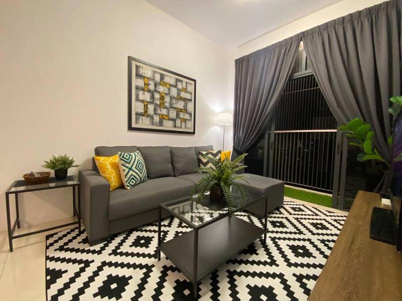 Brand New Condo in Kuala Lumpur — забронировать отель в Куала-Лумпуре