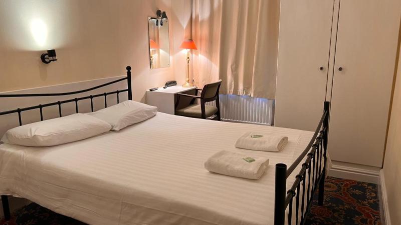Цены на Gresham Hotel Bloomsbury в Лондоне