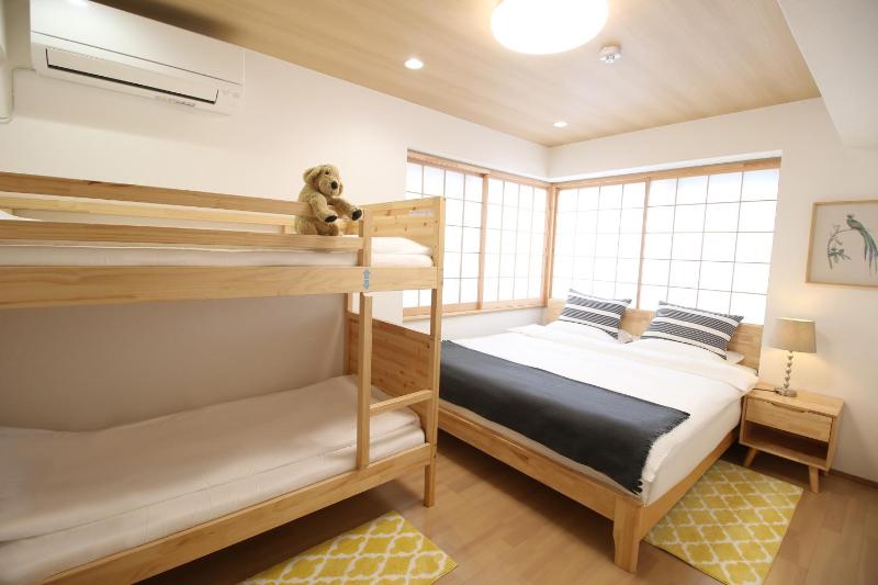 Цены на Uhome Suido Apartment SD в Токио