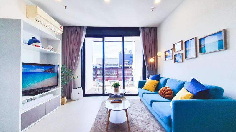 Цены на Mont Kiara, Arcoris W chilled balcony and TV Box, BeachHolidayHome в Куала-Лумпуре