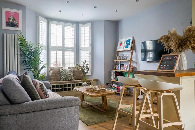 Tintern Apartment - Clapham — отель с удобным расположением в Лондоне