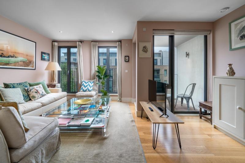 JOIVY Superb Artists Flat with Free Parking by Portobello — отель в Лондоне, Соединенное Королевство