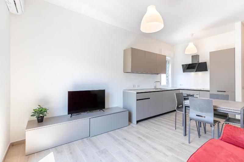 ALESSIA'S FLAT - MILANO 3 — отель с удобствами в Милане