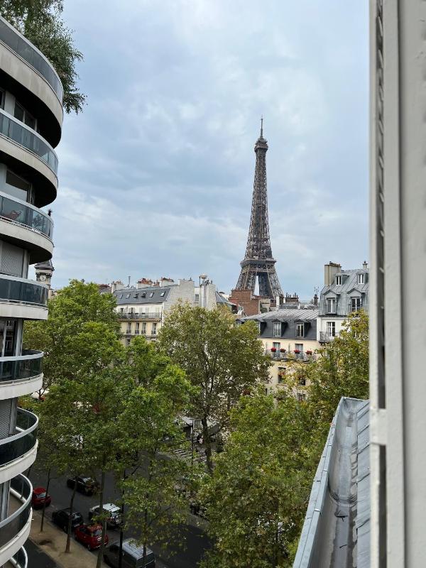 Alma - Amazing Eiffel Tower View — отель в Париже, Франция