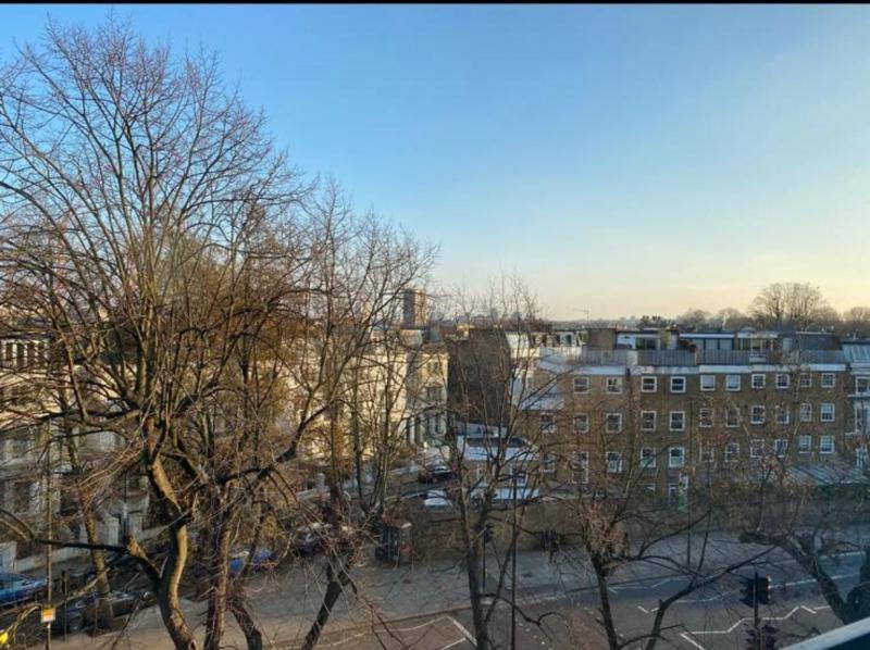 Amazing Studio Flat — отель с удобствами в Лондоне