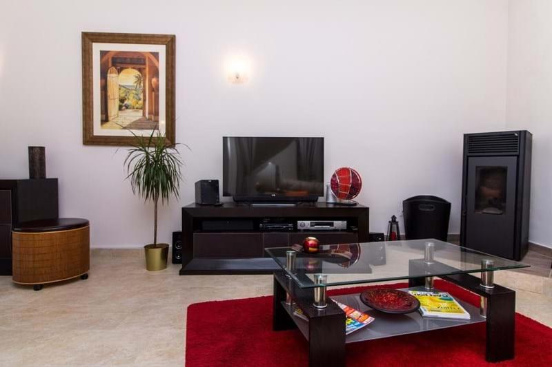 Vacation Villa in Alicante — отель в Аликанте, Испания