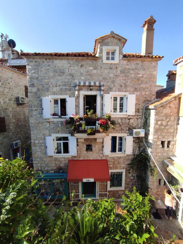 Guesthouse Bogdanovic — комфортный отель в Будва