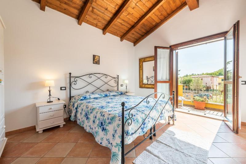 Villa Ginny e Clari a Castiadas - Incantevole casa vista montagna