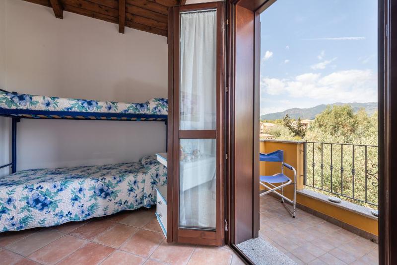Villa Ginny e Clari a Castiadas - Incantevole casa vista montagna