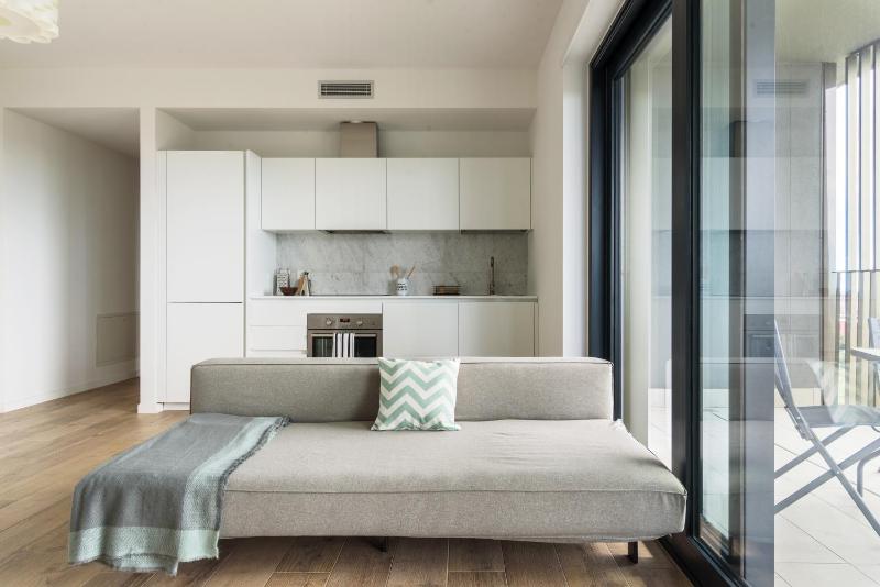 JOIVY UpTown Flats with Balcony, Good Connection to Milan Centre — комфортный отель в Милане