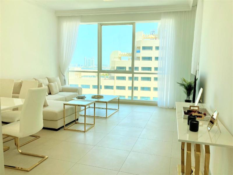 Luxurious stay at the Walk JBR — комфортный отель в Дубае