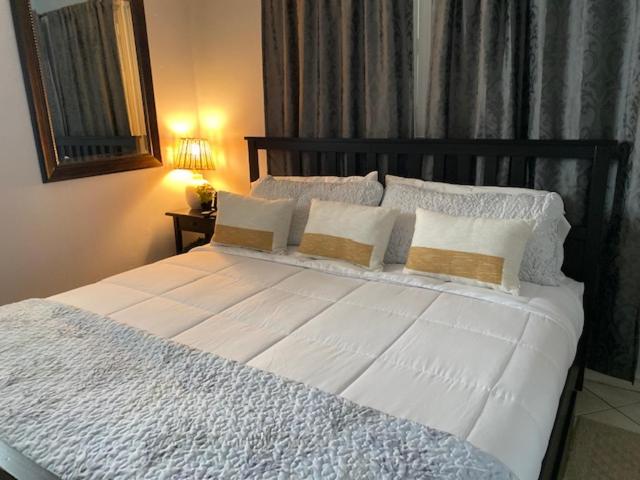Modern 2/1 Apt near Midtown and Beaches — отзывы гостей и цены
