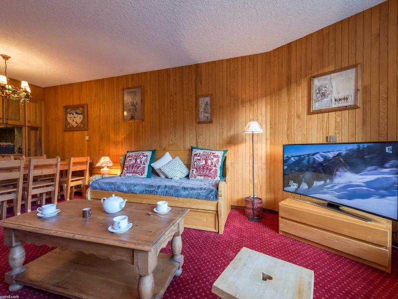 Цены на Appartement ensoleille 2 pieces, pieds des pistes Courchevel 1850, balcon sud, casier a skis, parking - FR-1-575-36 в Куршевеле