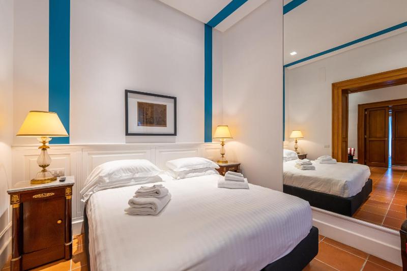 Цены на Corte Satriano Residence в Неаполе