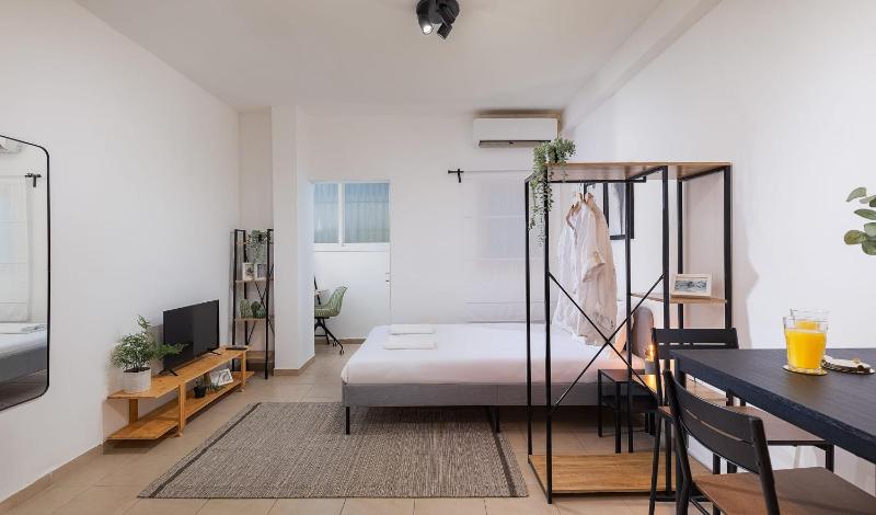 Studio 10 min from the Beach — отзывы гостей и цены