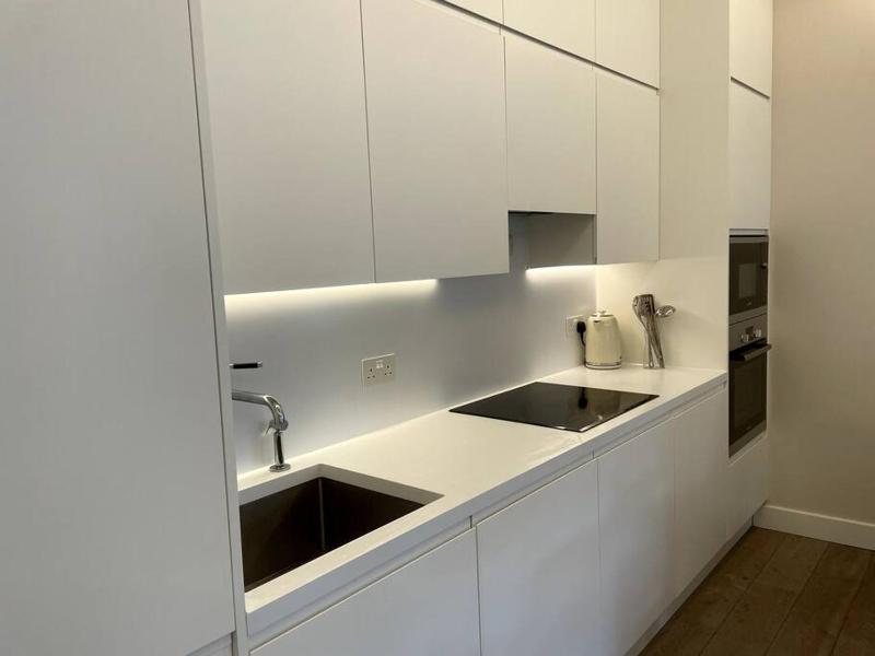 Lovely 1 Bedroom Flat in Central London — забронировать отель в Лондоне