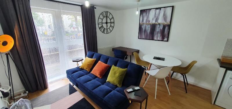 Garland Modern Central City Apartment London — отель с удобным расположением в Лондоне