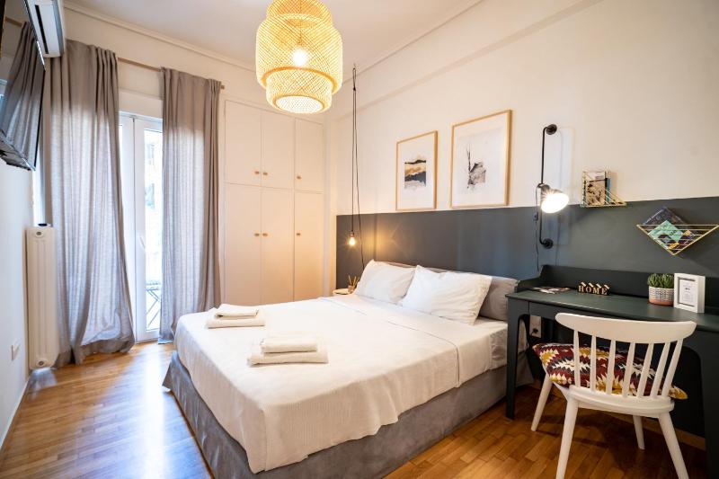 Athens-center 1 bedroom 2 persons apt by MPS — забронировать отель в Афины