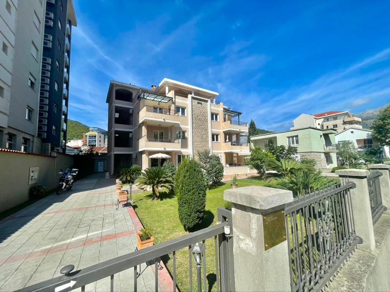 Guest House Racanovic Budva — отель с удобствами в Будва
