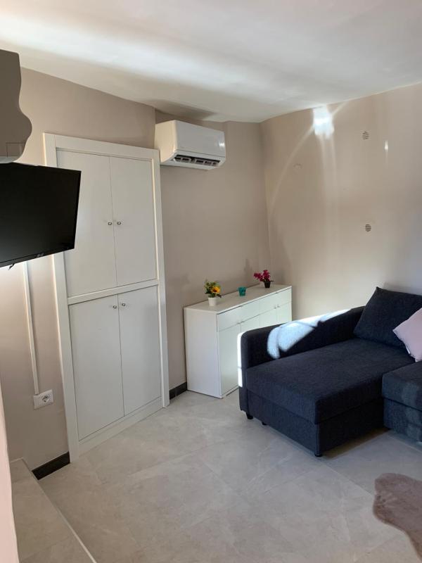 CASA ALVIN — забронировать отель в Неаполе