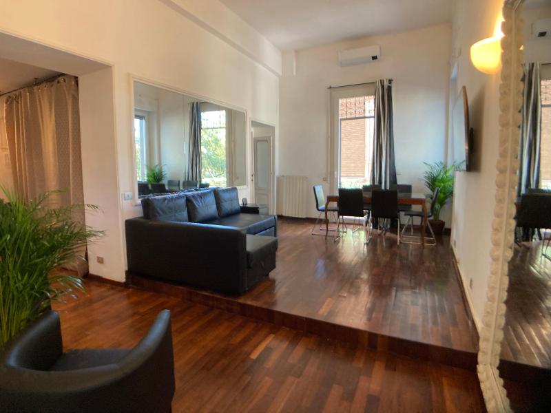 Цены на Maison Cloe near the Spanish Steps в Риме