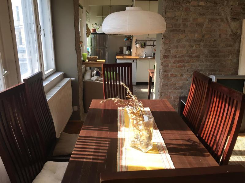 Sarajevo, Lovely two bedroom apartment in the very center — забронировать отель в Сараево