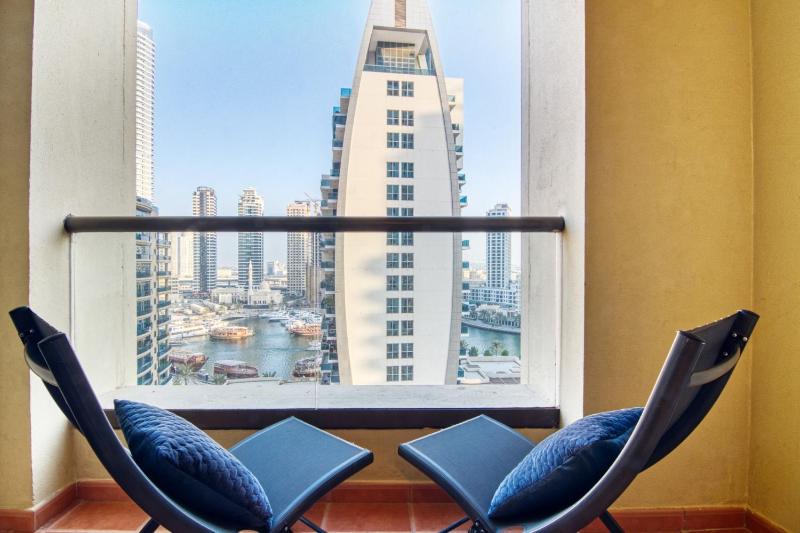 La Buena Vida Holiday Homes, Luxe, 3BR with, full kitchen, Marina View, by JBR Beach, Tram & Marina — отель с удобствами в Дубае
