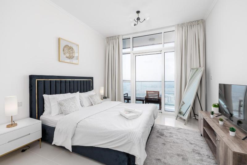 Welcoming Studio in Damac Hills Carson B — отель с удобствами в Дубае
