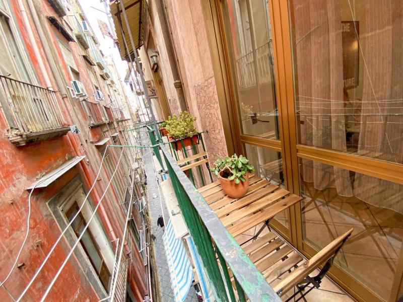 Maison Agnone — забронировать отель в Неаполе
