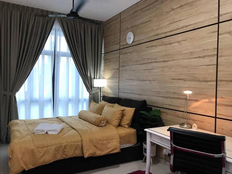 KLCC VIEW-3 BED LOVELY APARTMENTS IN KUALA LUMPUR — комфортный отель в Куала-Лумпуре