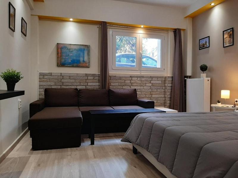 Byronico Acropolis Apartment by MPS — комфортный отель в Афины