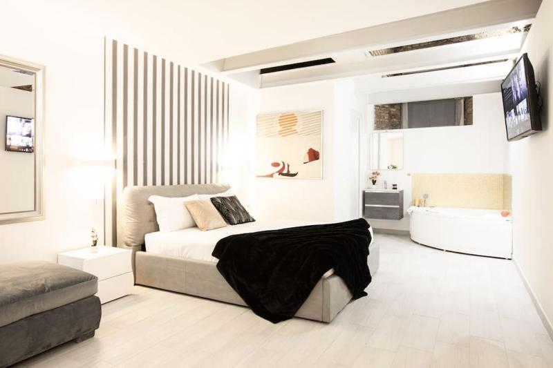 Memorable Jacuzzi Suite Navona - Top Collection — комфортный отель в Риме