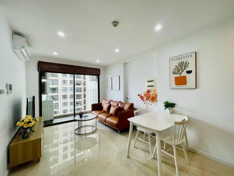 Vinhomes D'Capital_Amazing LAKE View_1Br — отель с удобным расположением в Ханое