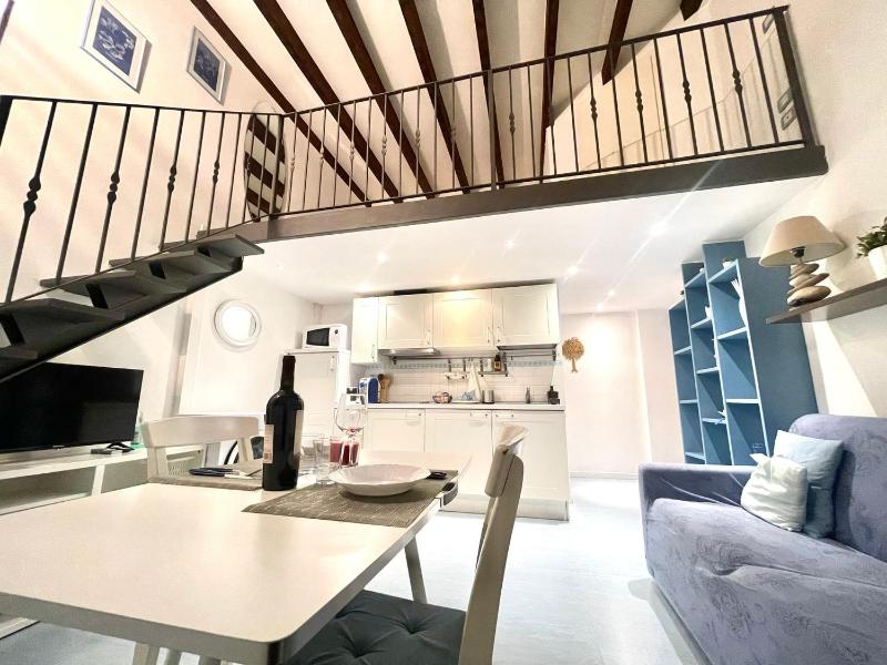 Цены на Solution Home zona Porta Romana 2 в Милане