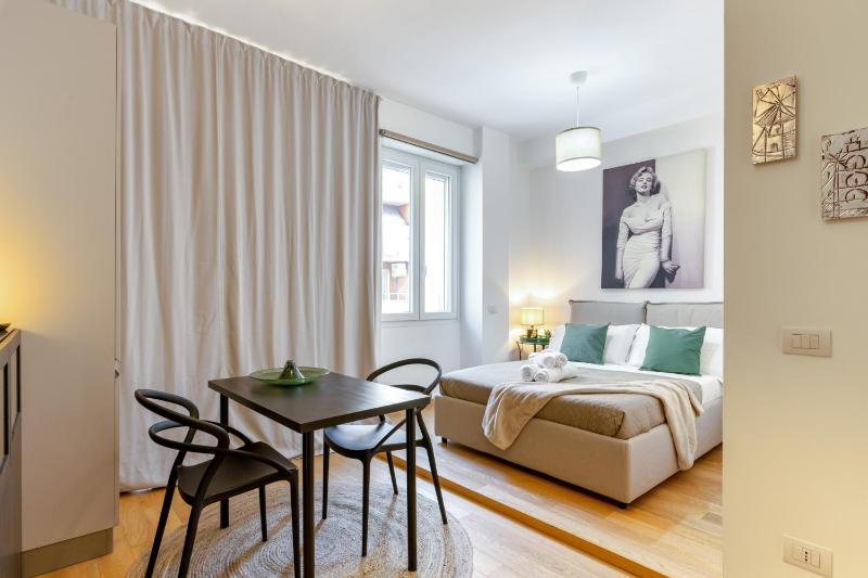 Easylife - Accogliente monolocale a due passi dal centro — отель с удобствами в Милане