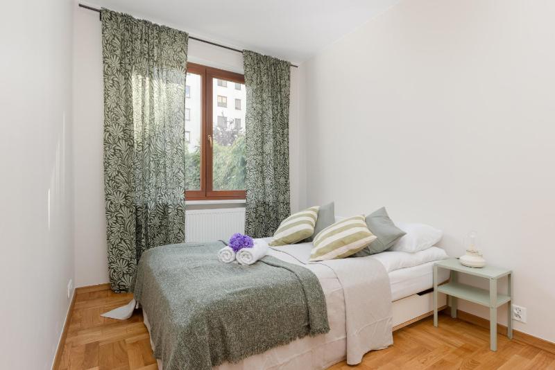 Warsaw Bobrowiecka Apartment — забронировать отель в Варшаве