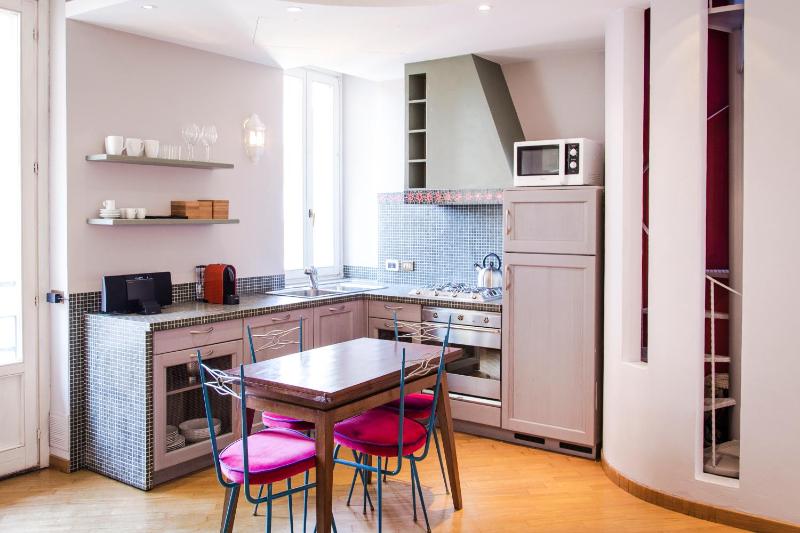 San Fermo Apartment — отель в Милане, Италия