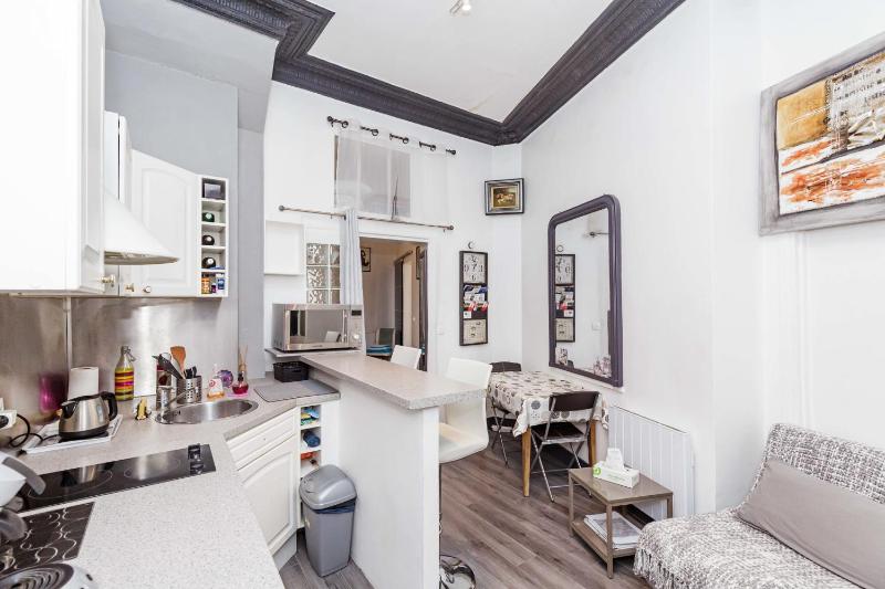 Charming T2 with all comfort in Paris — отель с удобствами в Париже