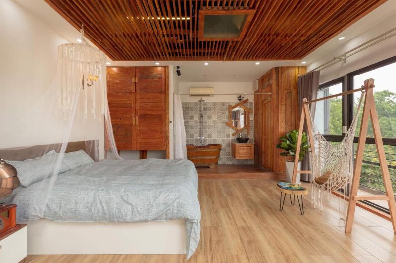 Tropical Theme studio - Centrally Located - City view — комфортный отель в Ханое
