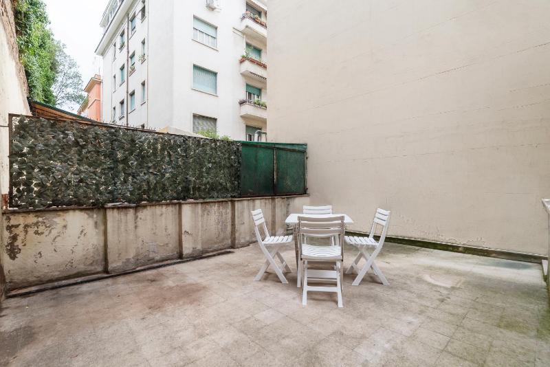Rione Monti Terrace Apartment — отель в Риме, Италия