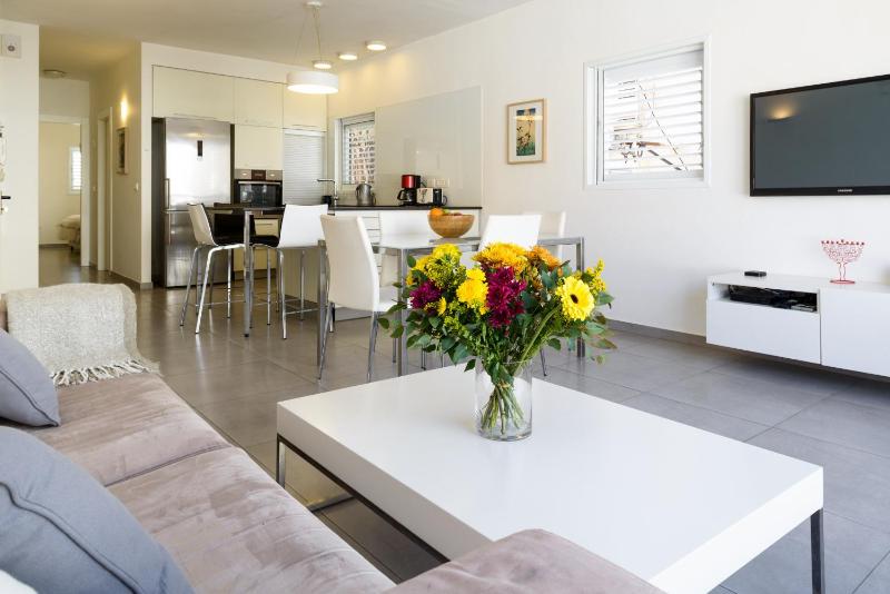Full Comfort 1BR near Frishman Beach by FeelHome — отзывы гостей и цены