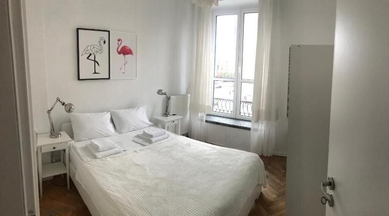 Apartament Warecka — отель с удобствами в Варшаве