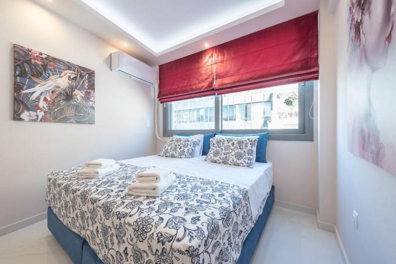 Central Mini Suite — отель с удобствами в Афины