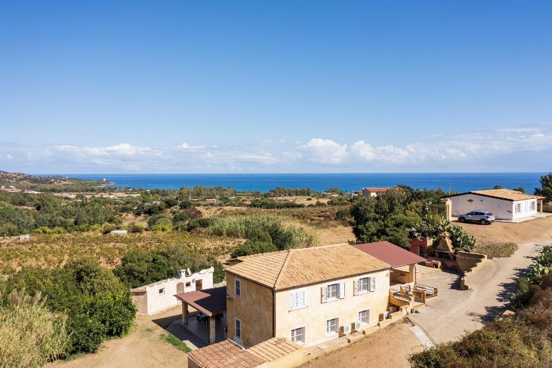 Casa del Sole 3 a Tertenìa - Ampia villa familiare