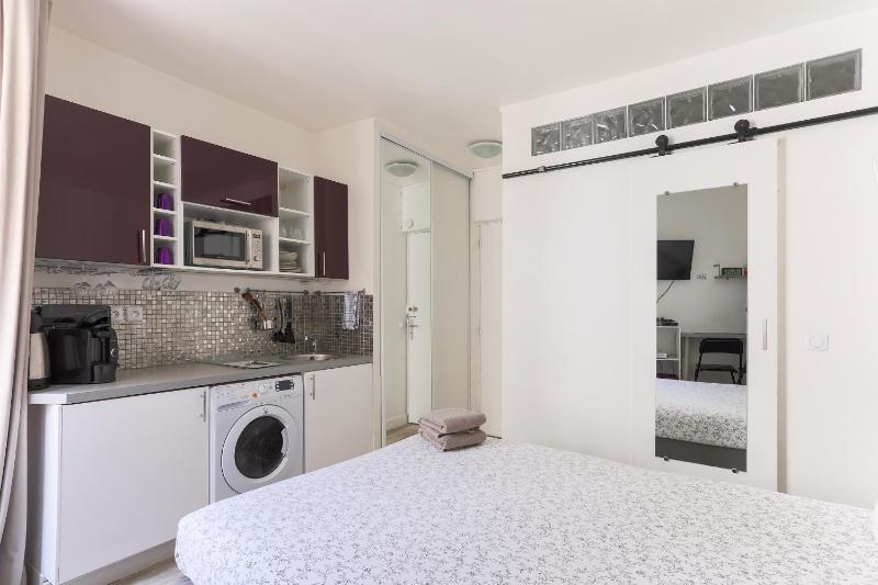 RASPAIL Cozy Flat — отель с удобствами в Париже