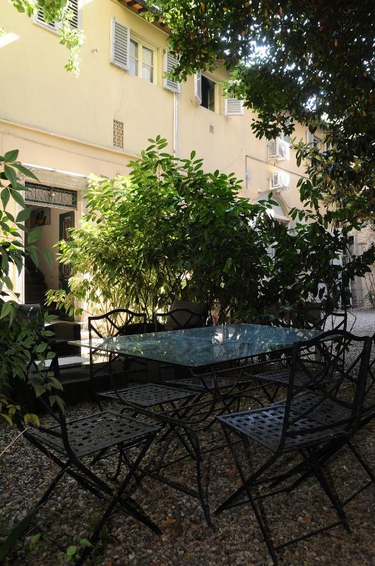 Residenza Branca Della Ripa — отель с удобствами в Флоренции