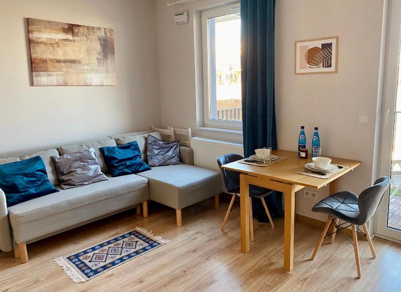 Project Comfort Apartament Wrzesinska 6 35 Port Praski, Warszawa — отель с удобным расположением в Варшаве