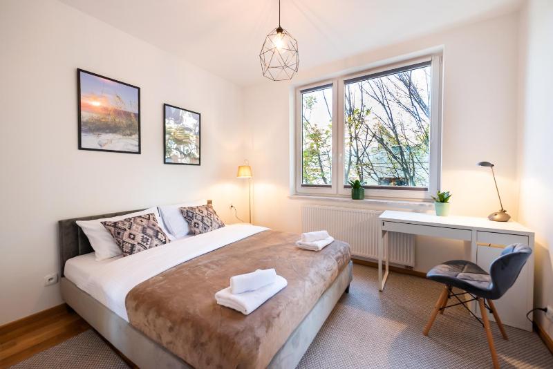 Jaktorowska Comfy Apartment — забронировать отель в Варшаве