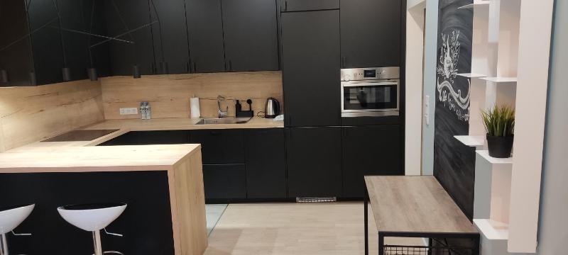 Be my Guest- Fontany Luxury Apartment Metro Wi-Fi free parking zone — отзывы гостей и цены