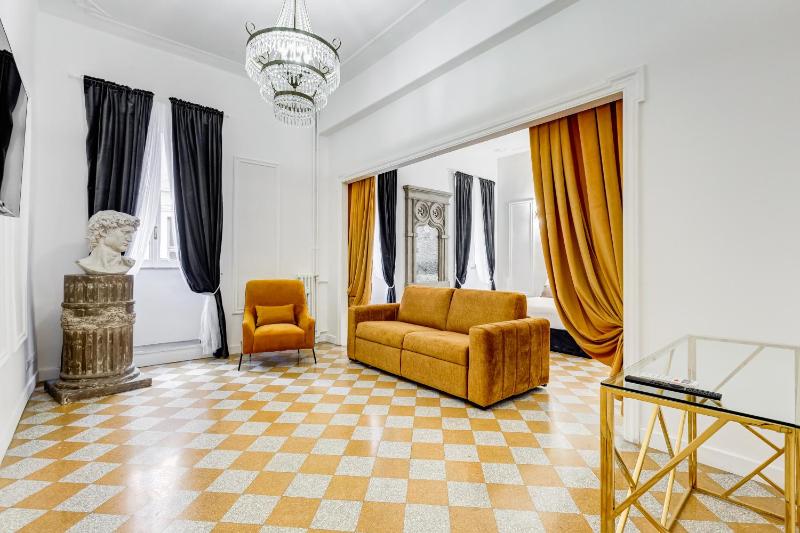 NEW!! SPAGNA Suite - Your Italian Holidays — отзывы гостей и цены